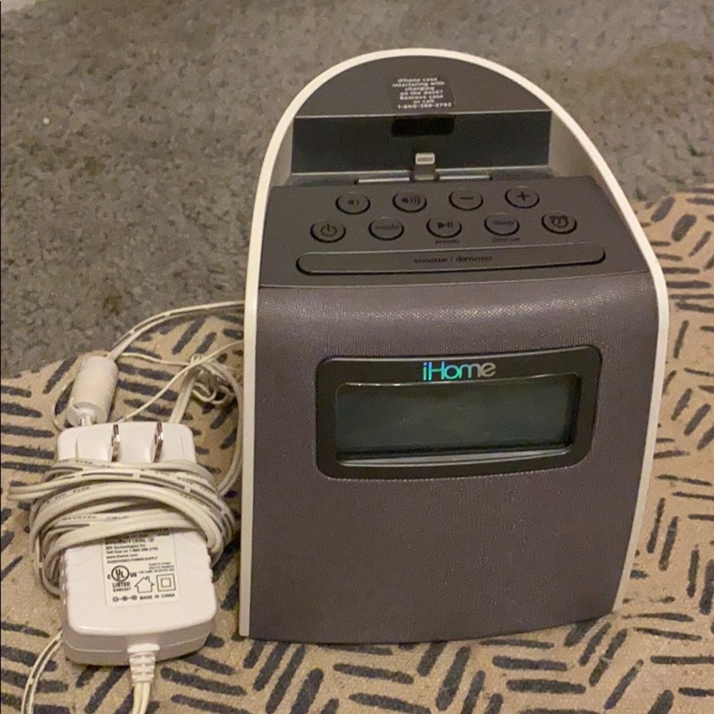 iHome Radio/alarm clock